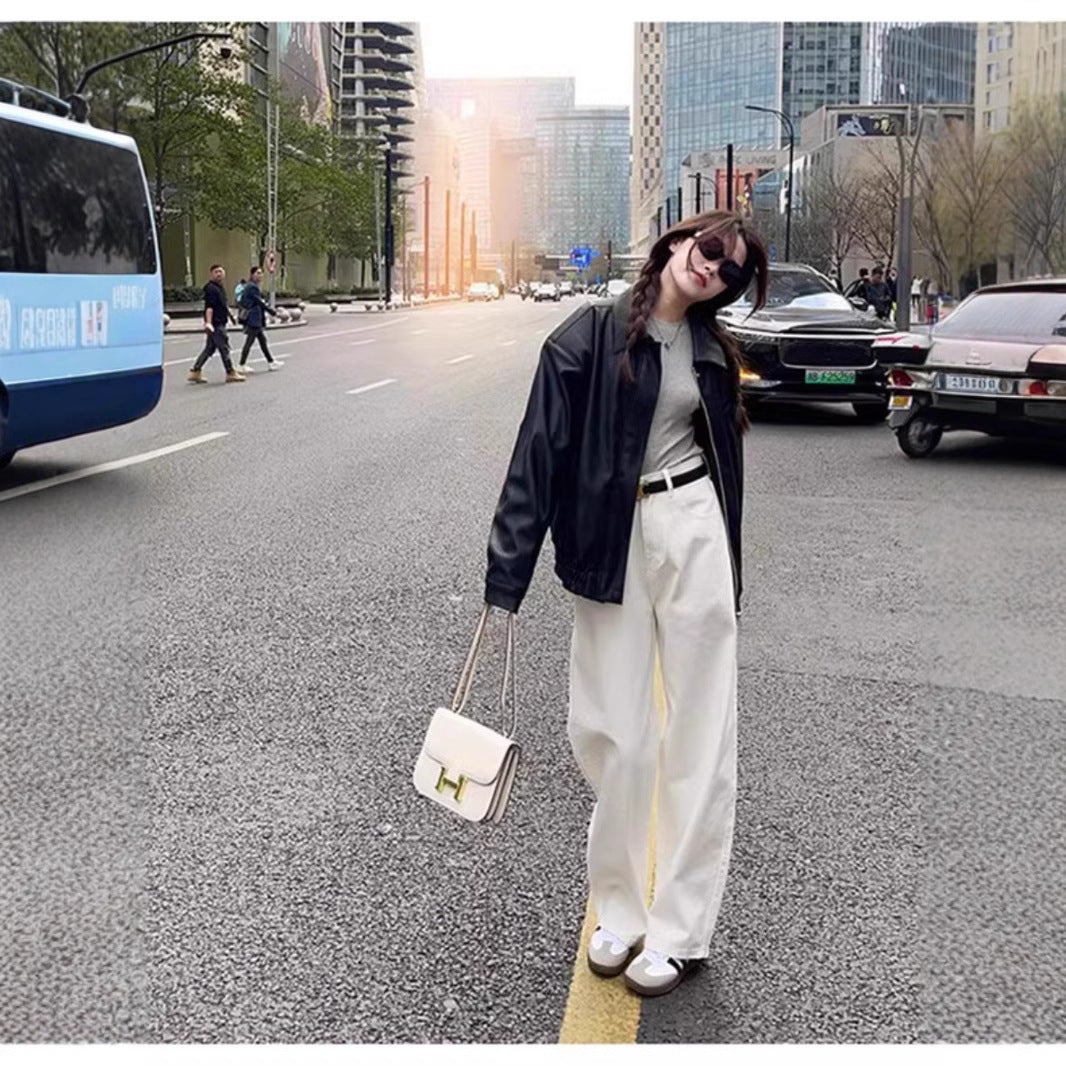 Crisp White Wide-Leg Jeans with Relaxed Feminine Appeal-Theone Apparel