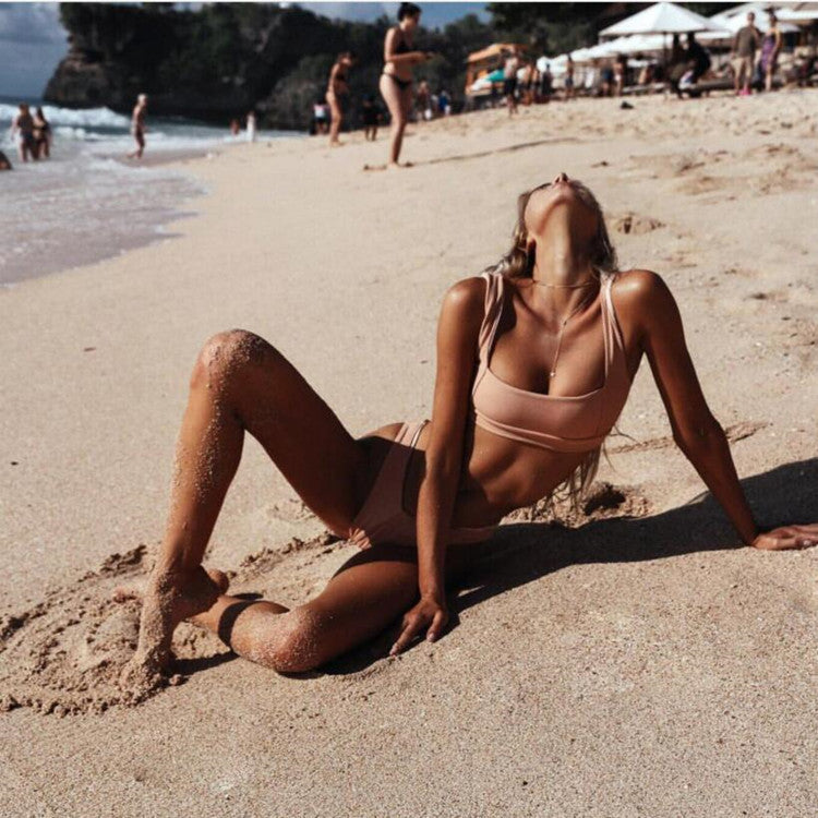 Effortless Split Bikini Swimsuit Designed for Beachside Glamour-Theone Apparel