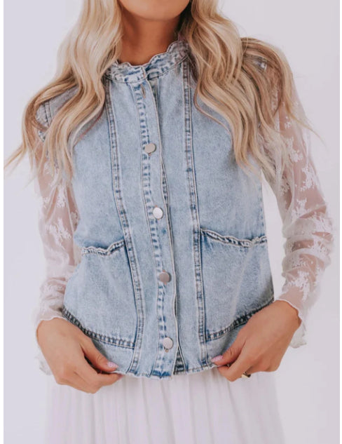 Fan-shaped Trim Patch Pocket Button Front Denim Vest