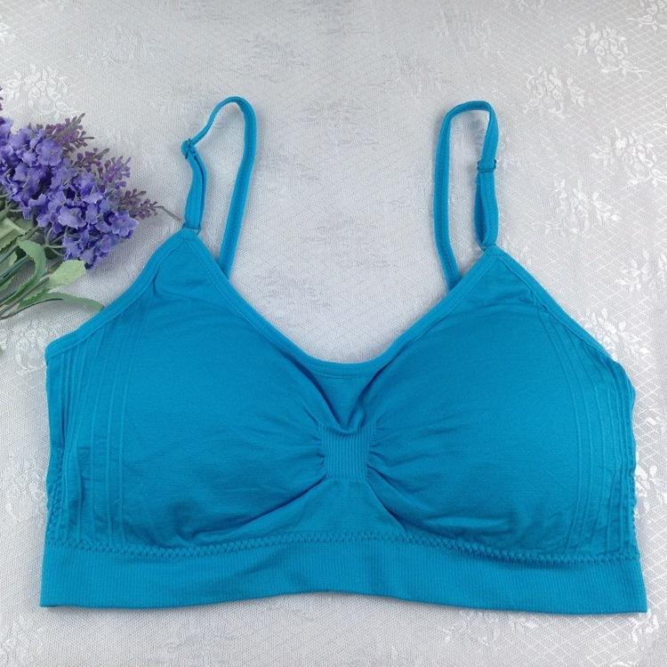 Bralette ligero con copa contorneada